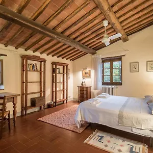 Farm stay La Ferrozzola, Castellina in Chianti